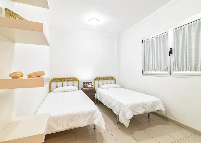 아파트 Comfortable With Terrace *