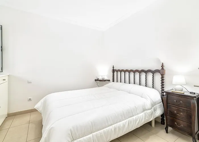 Comfortable With Terrace 멜레나라