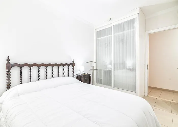 아파트 Comfortable With Terrace 멜레나라